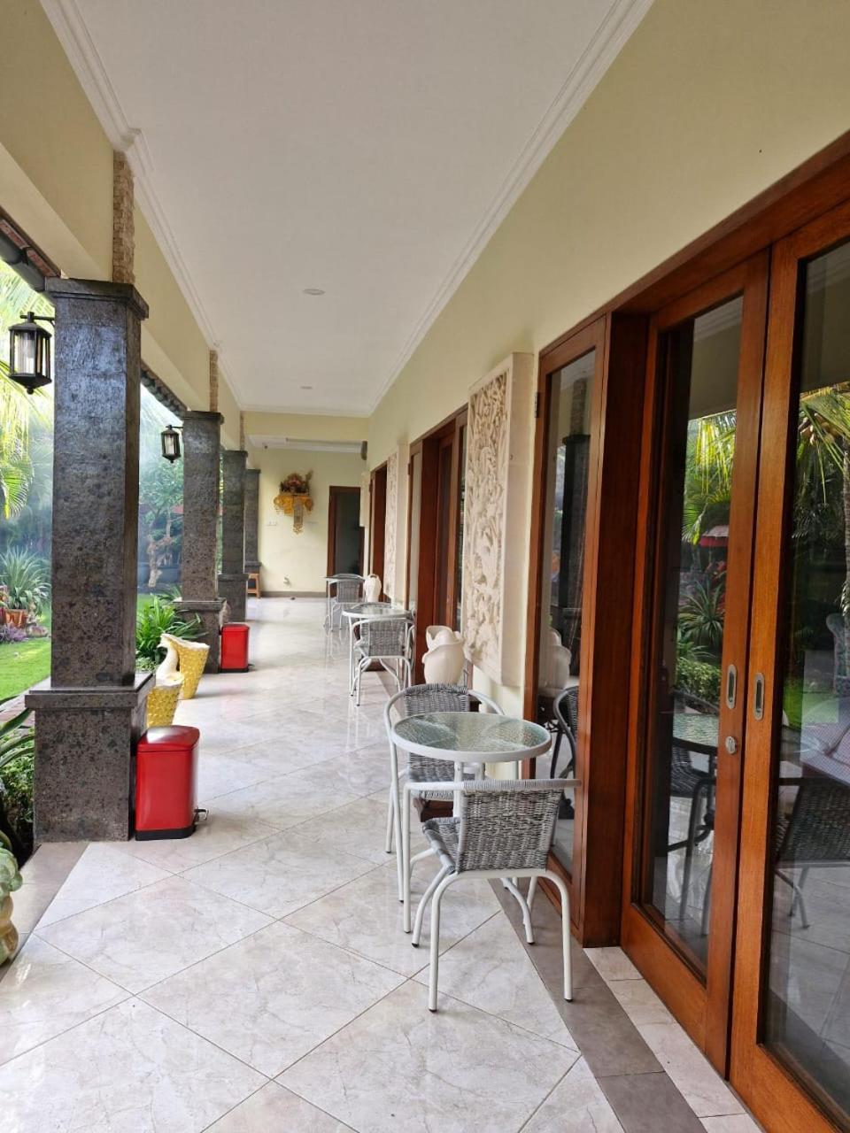 Sari Ayuning Nusa Guest House Lembongan Buitenkant foto