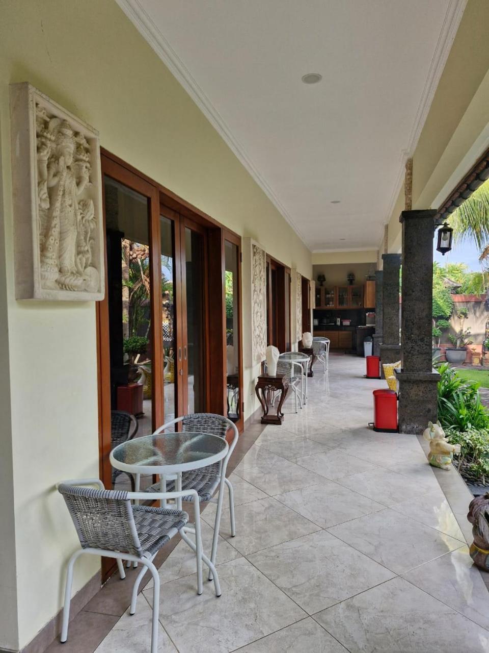 Sari Ayuning Nusa Guest House Lembongan Buitenkant foto