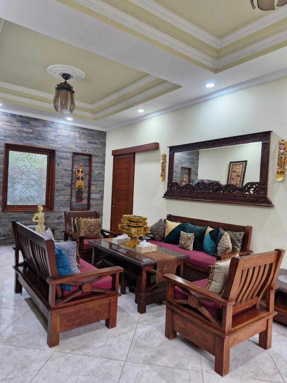 Sari Ayuning Nusa Guest House Lembongan Buitenkant foto
